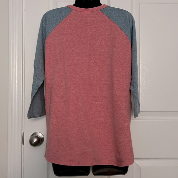 LULAROE 🧘 HEATHER PINK/BLUE 100% COTTON BASEBALL TSHIRT Women’s 3X fits 1X-2X - Picture 3 of 4